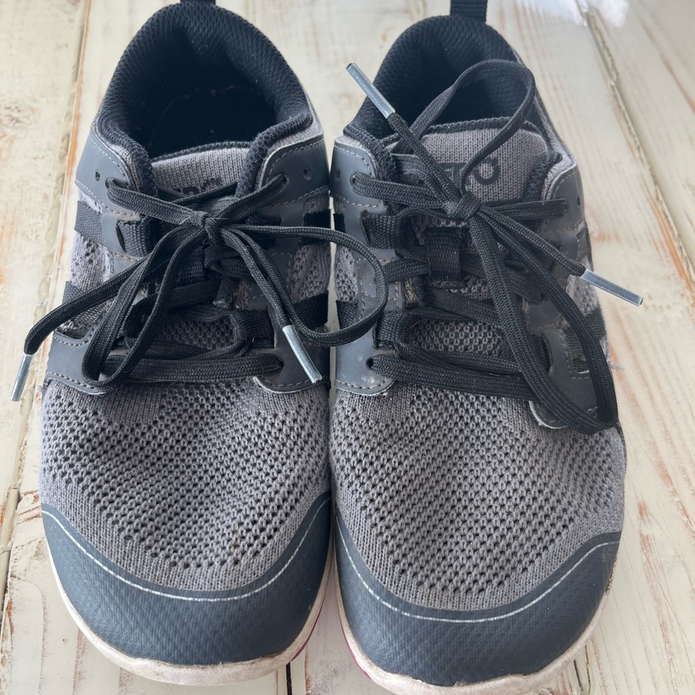 Xero women’s shoes size 7